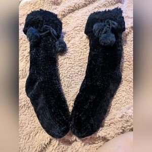 Jane And Bleecker Cozy Pom Pom Sock Slippers!